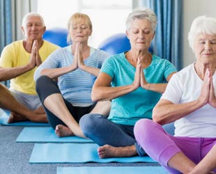 Yoga et Pilates pour les séniors