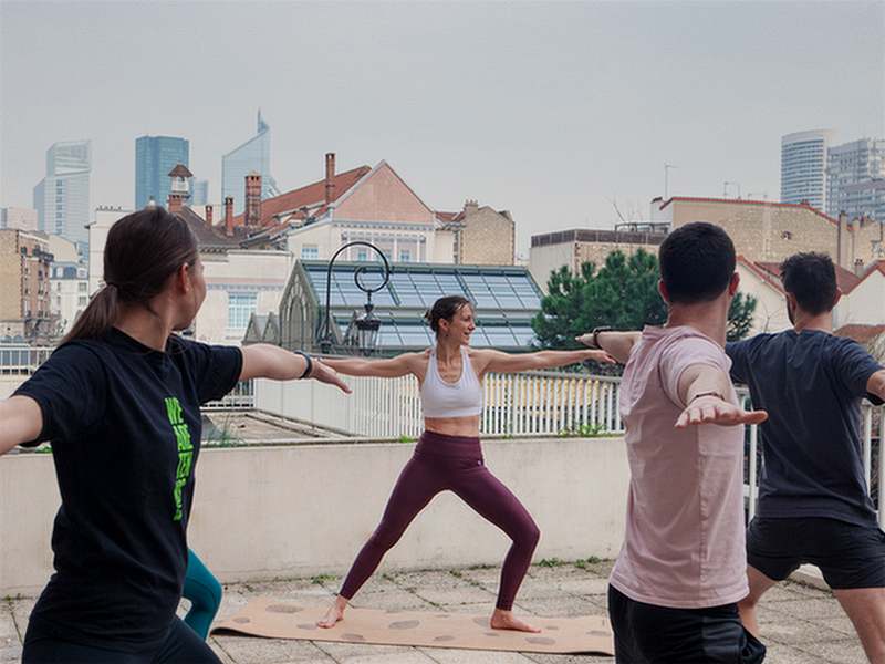 Yog & Rise, Marine Prof de Yoga à Puteaux